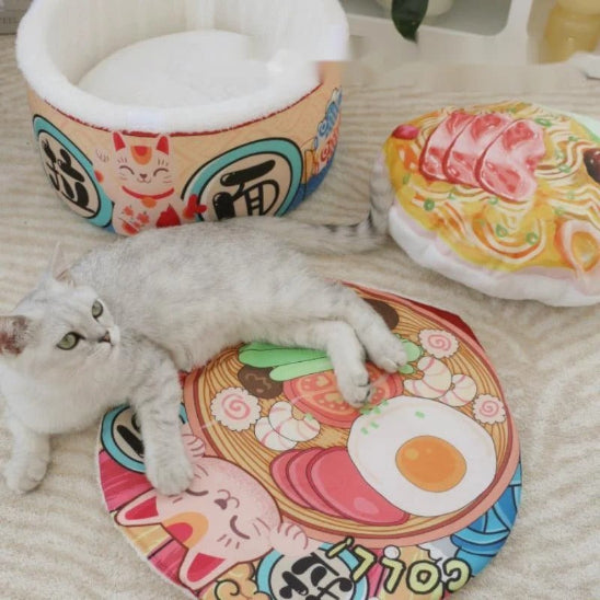 chat blanc sur tapis du panier pour chat minouki
