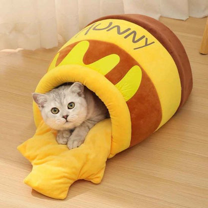chat dans panier pour chat honeypuff couche