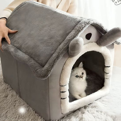 maison pour chat minizou chat blanc interieur