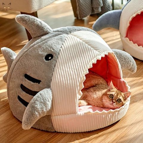 niche-pour-chat-peluchon-requin-gris